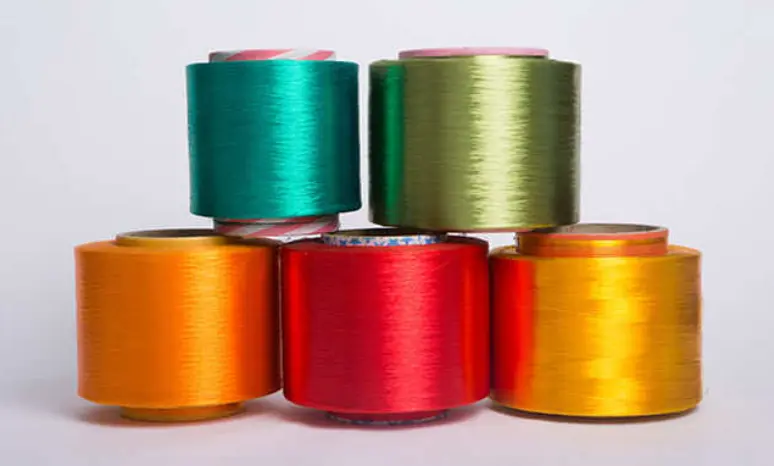 How many types of polyester yarn are there?