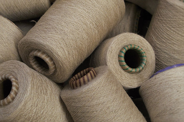 What is cotton linen yarn good for?