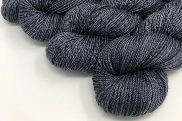 What is a light worsted yarn?